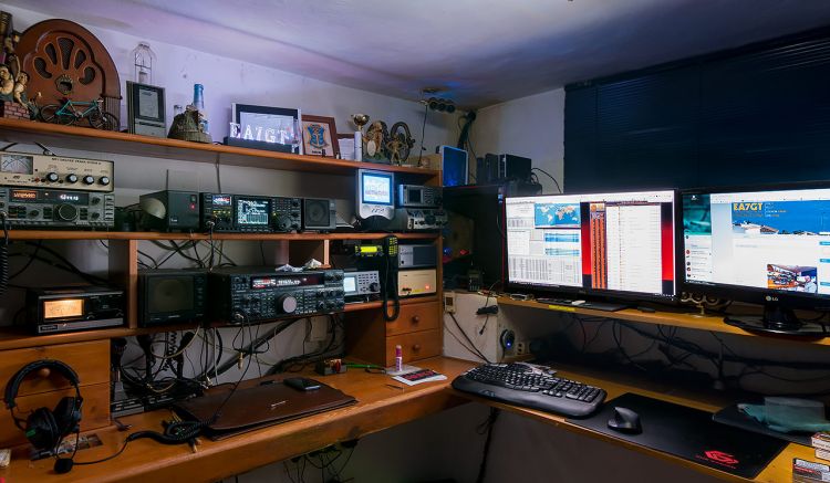 ea7gt cuarto radio 01